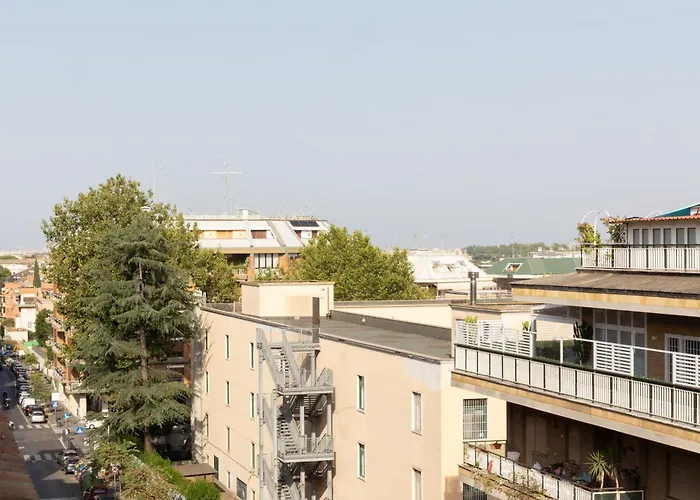 Francesco Terrace By In * Roma